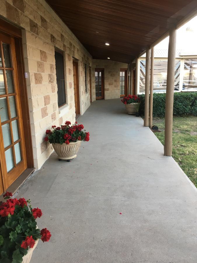 The Block Vista B&B Nanango Екстер'єр фото